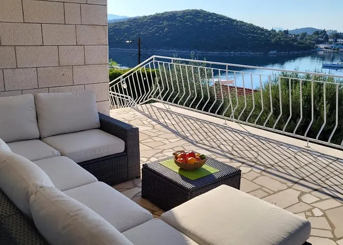 Truly Mediterranean Apartment \